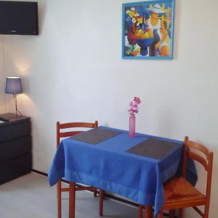 Perl Aparthotel Antibes